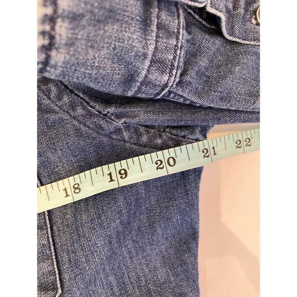 Levi’s Casual Blue Button Down Denim Long Sleeve Women’s Shirt EUC Sz M Cotton - Picture 10 of 12